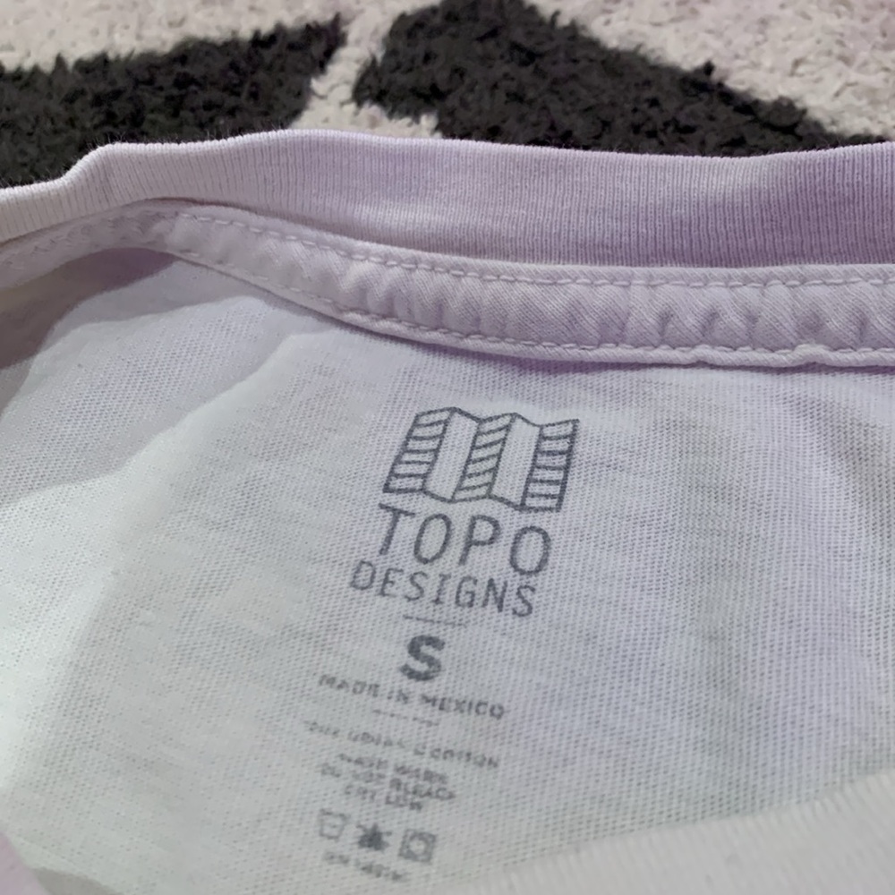 Topo designs, white with design on Front, small, regular fit. - Picture 2 of 4